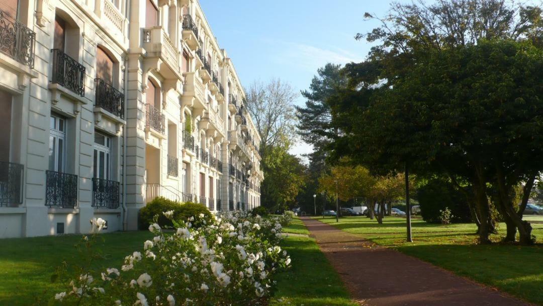 Le Balcon De L'hermitage Apartment